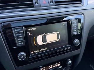 Škoda Rapid Škoda Rapid Spaceback 1.2 TSI Grt JOY Automaat NAP Pano Trekhaak Cruise PDC Stoelverwa - afbeelding nr 27