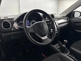 Suzuki Vitara Suzuki Vitara 1.4 Boosterjet Style Smart Hybrid | Navigatie | Lederen Bekleding | Adaptieve Cruise Control - afbeelding nr 13