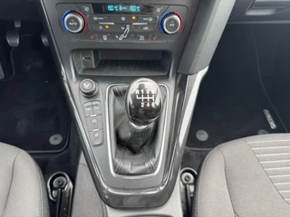 Ford Focus Ford Focus Wagon 1.0 Ecoboost Titanium 125pk SYNC 3 | Stoelverwarming | Achteruitrijcamera | Apple Carplay / Android auto | Xenon Koplampen - afbeelding nr 20