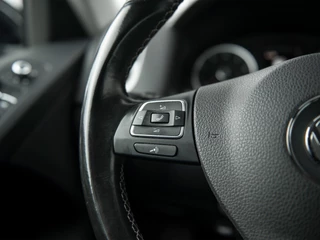 Volkswagen Tiguan Volkswagen Tiguan 1.4TSi DSG6 Cup Sport&Style | Trekhaak 1.800kg. | 2e eigenaar | Climate Control | Stoelverwarming | Parkeer pakket | Winter-pakket | Koplampsproeiers | Multifunctioneel lederen stuurwiel - afbeelding nr 10