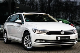 Volkswagen Passat Volkswagen Passat Variant 1.5 TSI Highline - PANO - MATRIX - 360 CAM - afbeelding nr 13