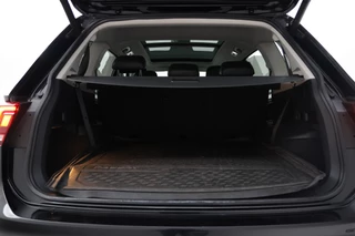 Volkswagen Tiguan Allspace Trekhaak, Leer, 360 Camera, Panoramadak, Stoelverwarming, Memory Seat - afbeelding nr 17
