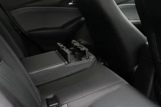 Mazda CX-3 Mazda CX-3 2.0 SkyActiv-G Luxury met vaste trekhaak en all-weather banden : dealer onderhouden - afbeelding nr 53