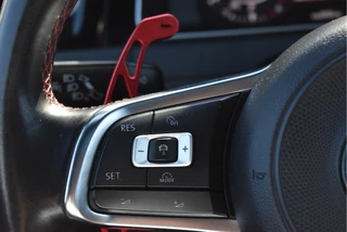 Volkswagen Golf | Pano | Keyless | Camera | Carplay | DAB | Stoelverw | Dynamic LED | Digitale tellers | Adapt.CC - afbeelding nr 17