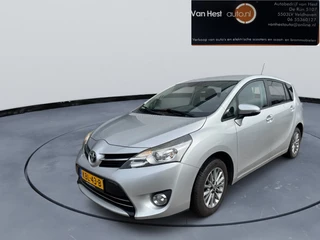 Toyota Verso 1.8 VVT-i Aspiration 3 MND GAR | NAVI | TREKHAAK | CRUISE CONTRO