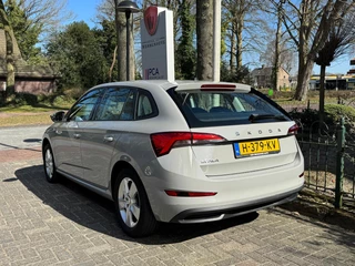 Škoda Scala Airco/Lichtmetalen velgen/Cruise control - afbeelding nr 32