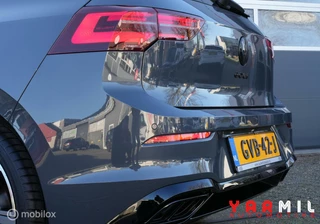 Volkswagen Golf Volkswagen Golf 1.5 eTSI R-Line BOMVOL HEADUP PANO DEALER ONDERHOUDEN - afbeelding nr 36