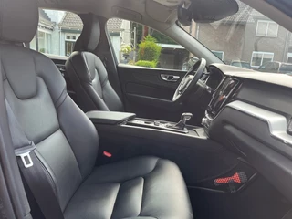 Volvo XC60 Volvo XC60 2.0 T5 MOMENTUM 250PK AUTOMAAT / TREKHAAK / CARPLAY - afbeelding nr 7