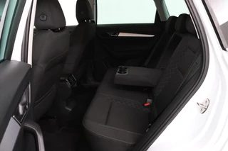 Škoda Karoq Skoda Karoq 1.0 TSI Clever Edition (PARKEERSENSOREN, CRUISE CONTROL, ACHTERUITRIJCAMERA, STOELVERWARMING, NAVIGATIE, NL-AUTO) - afbeelding nr 11