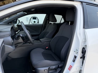 Toyota C-HR Toyota C-HR 2.0 Hybrid 200 Team D | CarPlay | ACC | Camera | LED | Dodehoek | Keyless | 18 inch - afbeelding nr 27