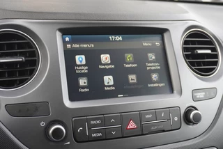 Hyundai i10 Hyundai i10 1.0i Comfort CarPlay | Navigatie | NAP | Bluetooth - afbeelding nr 16