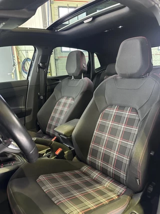Volkswagen Polo Volkswagen Polo 2.0 GTI Virtual KW-SchroefsetPano Dsg beats dcc navi keyless - afbeelding nr 13