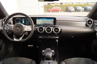 Mercedes-Benz CLA Mercedes-Benz CLA Shooting Brake 180 Advantage AMG Edition -PANO- - afbeelding nr 9