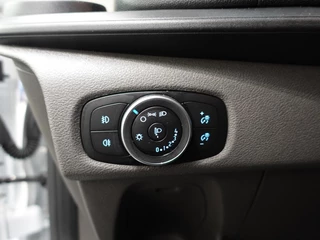 Ford Transit Custom Ford Transit Custom 300 2.0 TDCI L2H1 Trend Automaat Navigatie Camera Airco Bluetooth Trekhaak - afbeelding nr 14