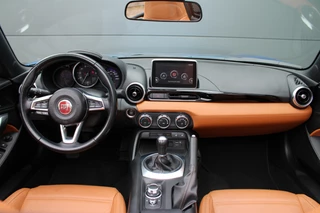 Fiat 124 Spider | Leder | Cruise control | Bose | Camera | Weinig KM! - afbeelding nr 5