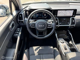 Kia Sorento Kia Sorento 1.6T 267pk PHEV 4WD Automaat ExlusiveLine 7pers.Panorama dak  , Trekhaak afneembaar , 55 km volledig elektrisch rijden , hierna hybride aandrijving  ,  Stoel & Stuur Verwarming, Autonoom parkeren , 3600o camera , Keyless - afbeelding nr 23