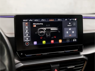 CUPRA Formentor 150Pk Automaat (APPLE CARPLAY, GROOT NAVI, SFEERVERLICHTING, LEDER, CAMERA, SPORTSTOELEN, STUUR/STOELVERWARMING, GETINT GLAS, KEYLESS, ADAPTIVE CRUISE, NIEUWSTAAT) - afbeelding nr 30