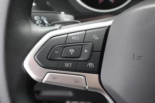 Volkswagen Tiguan Volkswagen Tiguan 1.5 TSI DSG Active Navigatie Climate Control Adaptive Cruise Camera Control Led Dab Stoelverwarming Lichtmetalen Velgen - afbeelding nr 14