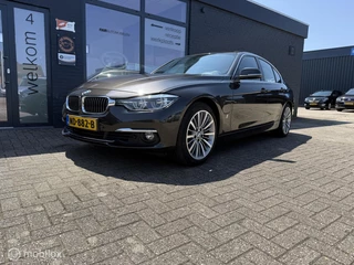 BMW 3 Serie 330e Centennial Executive €15950