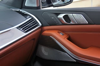 BMW X7 BMW X7 M50i High Executive Sky Lounge | M-sport | Bowers en Wilkins - afbeelding nr 44