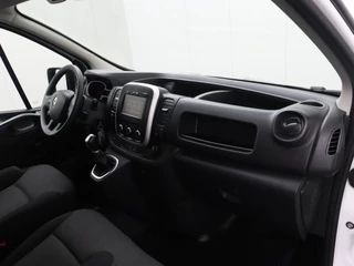 Renault Trafic | Navigatie | Airco | Trekhaak | 3-Persoons - afbeelding nr 20