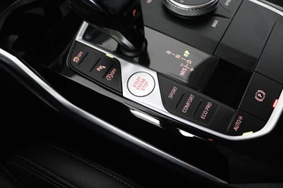 BMW 3 Serie BMW 3-serie Touring 318i Executive Edition (PARKEERSENSOREN, CRUISE CONTROL, NAVIGATIE, NL-AUTO, DEALER ONDERHOUDEN) - afbeelding nr 22