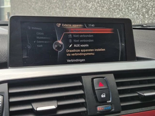 BMW 3 Serie BMW 328i Touring Sport Line/Leer/Grote Navi/245 PK/18''/Vol! - afbeelding nr 31