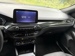 Ford Focus Ford Focus Wagon 1.5 EcoBoost ST Line Business - afbeelding nr 75