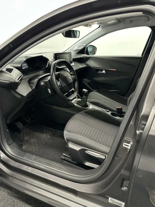Peugeot 208 Peugeot 208 1.2 PureTech Allure Pack NAVI CARPLAY CRUISE - afbeelding nr 14