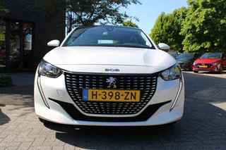 Peugeot 208 Peugeot 208 1.2 PureTech Allure Carplay/Pano 
