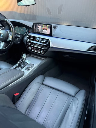 BMW 5 Serie BMW 5-serie M550i xDrive M-Pakket|Pano|Softclose|B&W|Alcantara|360|Leder - afbeelding nr 50