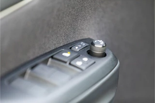 Toyota Yaris Toyota Yaris 1.5 Hybrid 130 Executive JBL Audio | Head Up Display | Lederen bekleding | Dodenhoekdetectie , All-in Rijklaarprijs - afbeelding nr 21