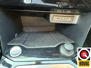 Volkswagen T-Roc Volkswagen T-Roc 2.0 TSI 4Motion R Pano Memory Camera Leder - afbeelding nr 23