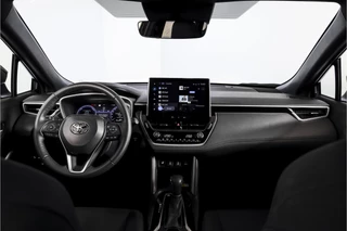 Toyota Corolla Cross Toyota Corolla Cross Hybrid 140 Style | Dig. Cockpit | Adapt. Cruise | Stoel+-Stuurverw. | Trekhaak | PDC | Camera | NAV+App. Connect | Elek. Klep | ECC | LM 18