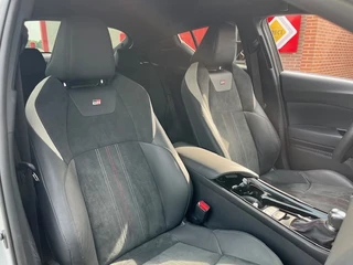 Toyota C-HR Toyota C-HR 2.0 Hybrid GR-Sport - afbeelding nr 38