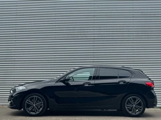 BMW 1 Serie BMW 1-serie 118i Sport Line/Aut/Navi/Xenon/Carplay/Sportstoelen/Stoelverwarming/CRUISE - afbeelding nr 3