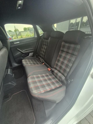 Volkswagen Polo Volkswagen Polo 2.0 TSI GTI /ACC/Virtual/Led/Sport/Carplay/ - afbeelding nr 27