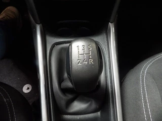 Peugeot 2008 Peugeot 2008 1.2 puretech - airco - cruise - navigatie - afbeelding nr 19