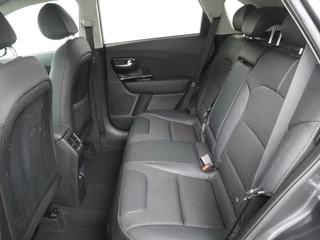 Kia Niro Kia Niro 1.6 GDi Plug-in Hybrid DynamicPlusLine - Navigatie - Camera - Stoelverwarming - LED koplampen - JBL - Trekhaak - Fabrieksgarantie tot 11-2027 - afbeelding nr 26