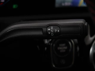 Mercedes-Benz A-Klasse Mercedes-Benz A-klasse 180 AMG | Panoramadak | Stoelverwarming |  Carplay | Widescreen | Leder/Alcanatara | Navigatie | Full LED | Park Assist - afbeelding nr 16
