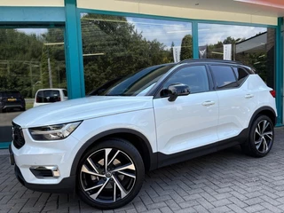 Volvo XC40 2.0 T4 R-DESIGN 190pk CarPlay, Harman/Kardon, TrHaak, 20Inch