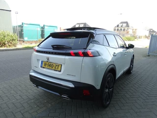 Peugeot 2008 Peugeot 2008 1.2 130pk GT-Line Panoramadak / Camera / NAP - afbeelding nr 6