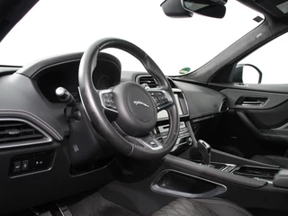 Jaguar F-PACE Jaguar F-PACE 5.0 V8 AWD SVR 551 pk Panorama dak | Meridian sound | Premium Pack | Light Pack | ACC | Leder | ADS |360 Camera - afbeelding nr 22