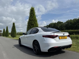 Alfa Romeo Giulia Alfa Romeo Giulia 2.0 T Veloce Q4 280pk, My21, Parelmoer! - afbeelding nr 8