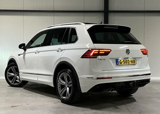 Volkswagen Tiguan Volkswagen Tiguan 1.5 TSI 2X R-line Pano Virtual Trekhaak - afbeelding nr 17