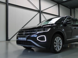 Volkswagen T-Roc Volkswagen T-Roc 1.5 TSI 150pk DSG Style | Acc | Lane | Camera - afbeelding nr 7