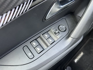 Peugeot 2008 Peugeot 2008 1.2 Allure [ Adaptieve cruise control | 360 Camera | - afbeelding nr 28