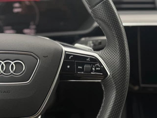 Audi e-tron Audi E-tron Sportback Pano 55 quattro 408PK | 3x S-Line | Virtual Mirrors | Matrix LED | 21