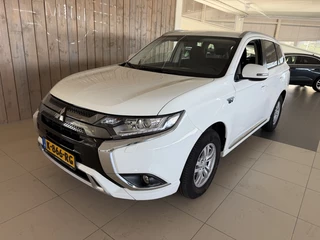 Mitsubishi Outlander 2.4 PHEV Pure