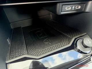 Volkswagen T-Roc Volkswagen T-Roc 1.5 TSI Style Camera ACC Trekh. CarPlay IQ Navi - afbeelding nr 17